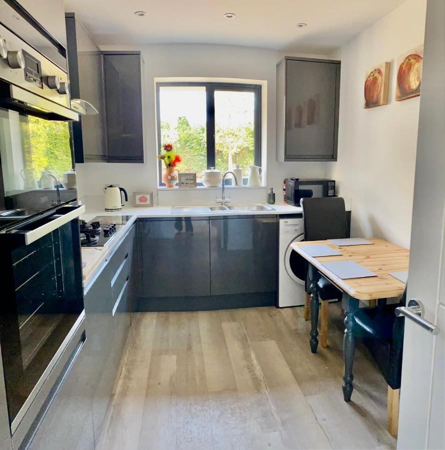 Villa The Nook At Hillbrow Romsey Esterno foto